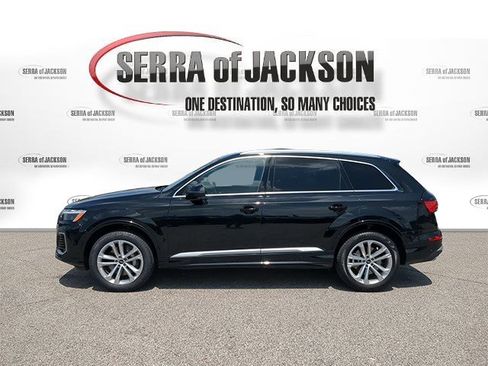 Used 2025 Audi Q7 3.0T Premium Plus AWD/4WD image 6