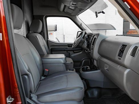 Used 2021 Nissan NV 3500 SV w/ Back Door Glass Package image 29