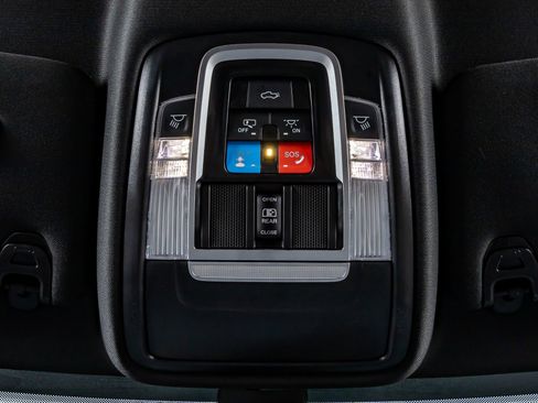 Used 2024 RAM 3500 Laramie w/ Night Edition image 28