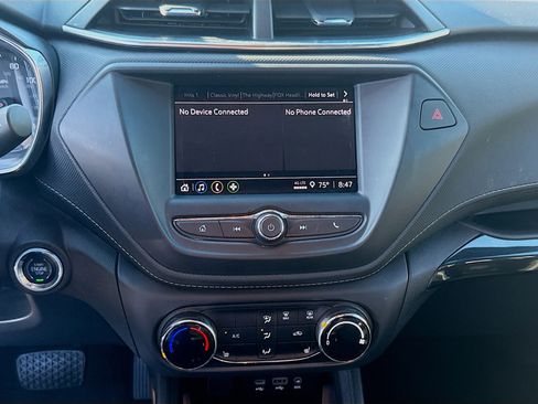 Used 2023 Chevrolet TrailBlazer ACTIV image 12