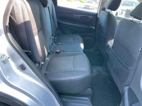 Used 2020 Nissan Rogue S AWD/4WD image 16