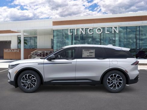 New 2026 Lincoln Nautilus Premier w/ Equipment Group 102A AWD/4WD image 7