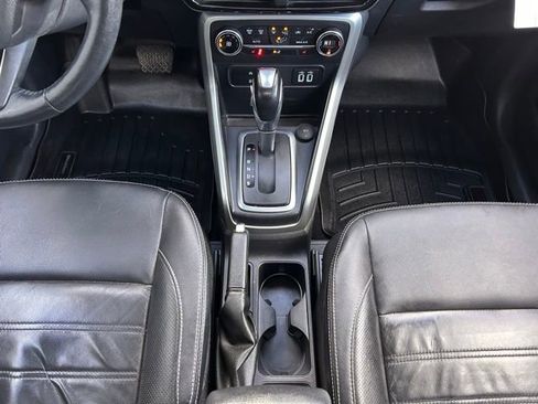 Used 2020 Ford EcoSport Titanium image 16