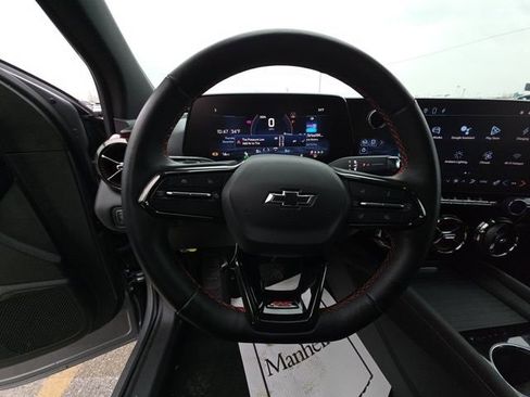 Certified 2024 Chevrolet Blazer EV RS image 8