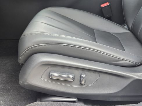 Certified 2025 Acura ADX AWD image 24