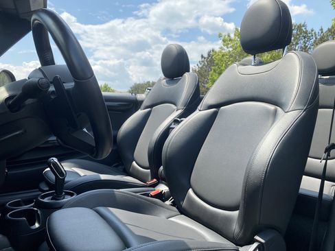 Used 2024 MINI Cooper S FWD image 7