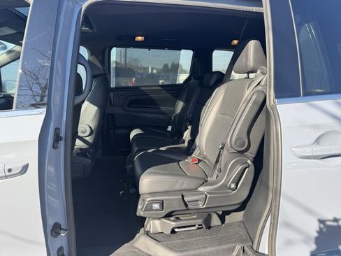 Used 2024 Honda Odyssey Sport image 12