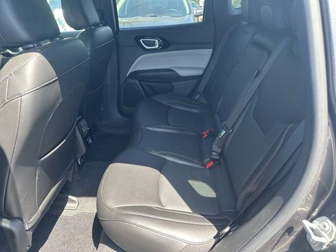 Used 2023 Jeep Compass Limited AWD/4WD image 13