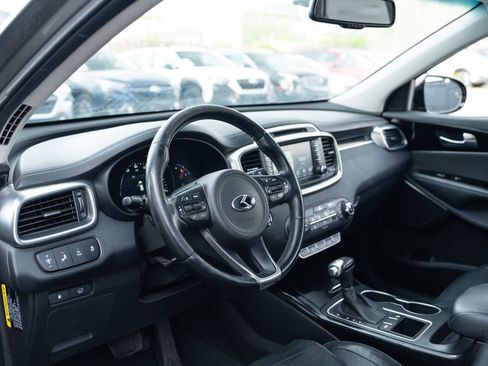 Used 2017 Kia Sorento SX FWD image 14