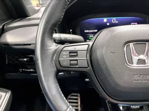 Used 2024 Honda Accord Sport image 12