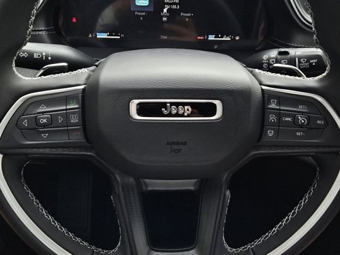 New 2026 Jeep Grand Cherokee Laredo image 23