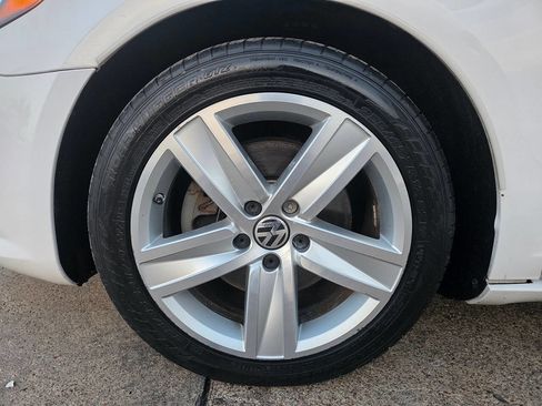 Used 2014 Volkswagen CC Sport image 53