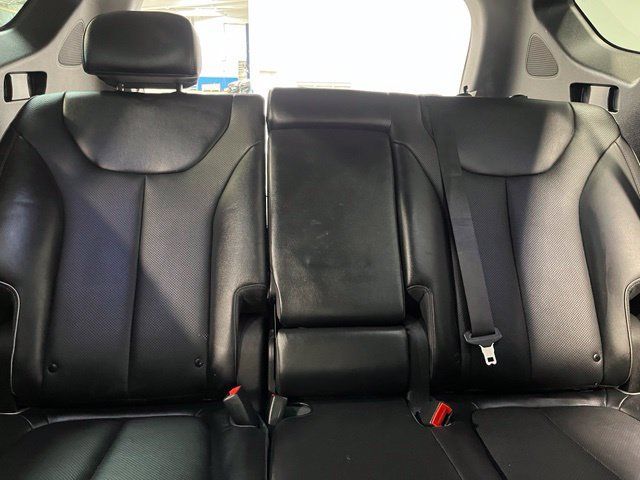 Used 2022 Hyundai Santa Fe Limited AWD/4WD image 12