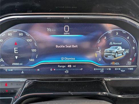 Used 2024 Chevrolet Silverado 1500 LT image 28