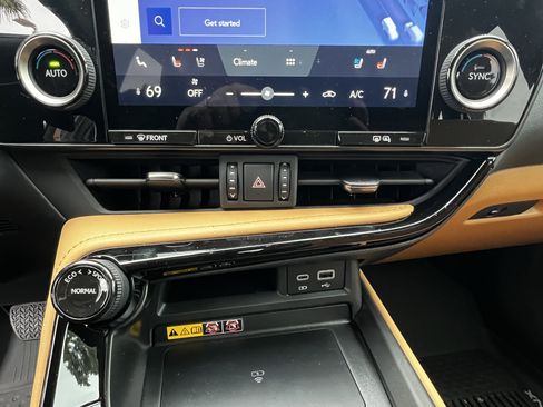 Certified 2025 Lexus NX 350 AWD w/ Premium Package image 25