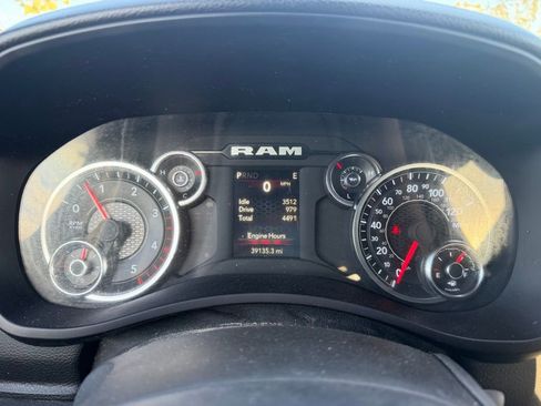 Used 2024 RAM 2500 Big Horn w/ Off Road Package image 10