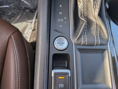 Certified 2023 Volkswagen Atlas SE w/ Panoramic Sunroof Package FWD image 26