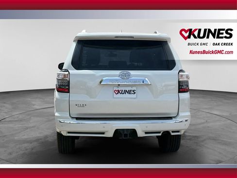 Used 2018 Toyota 4Runner Limited AWD/4WD image 9