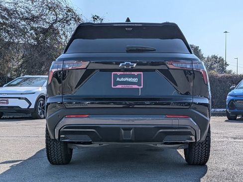 New 2026 Chevrolet Equinox ACTIV w/ Safety and Technology Package image 6