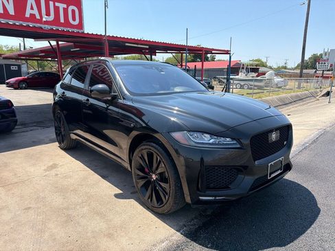 Used 2017 Jaguar F-PACE S AWD/4WD image 10