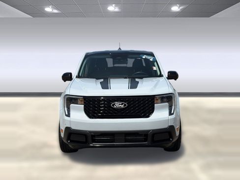 Used 2025 Ford Maverick Lariat w/ Black Appearance Package AWD/4WD image 6