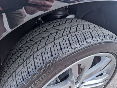 Certified 2026 Cadillac Escalade Platinum Sport w/ LPO, Floor Liner Package AWD/4WD image 19