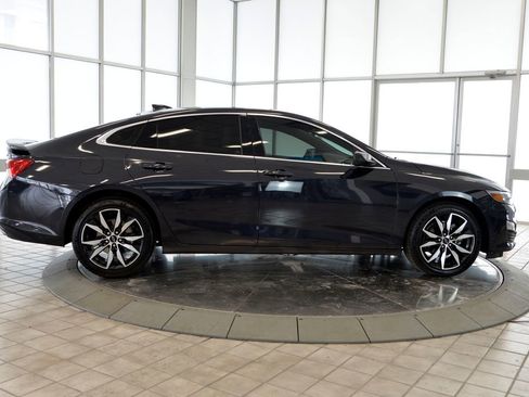 Used 2022 Chevrolet Malibu RS image 9