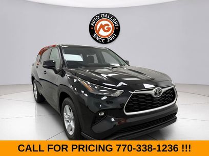 Used 2024 Toyota Highlander LE