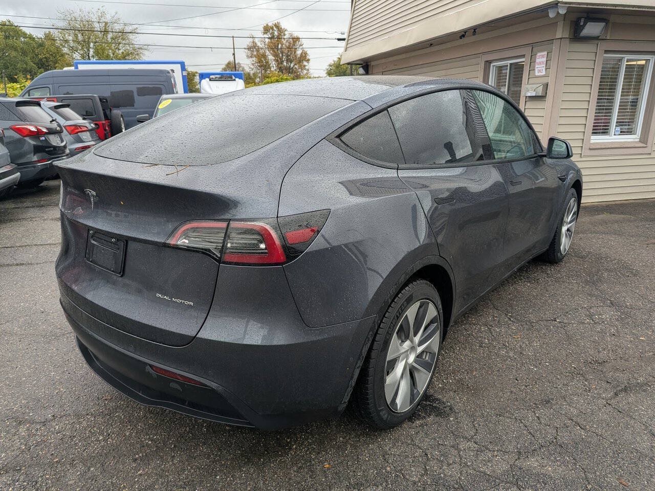 Used 2021 Tesla Model Y Long Range AWD/4WD image 6