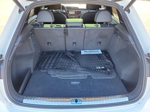 Used 2021 Audi Q3 2.0T Premium Plus w/ Premium Plus Package image 8