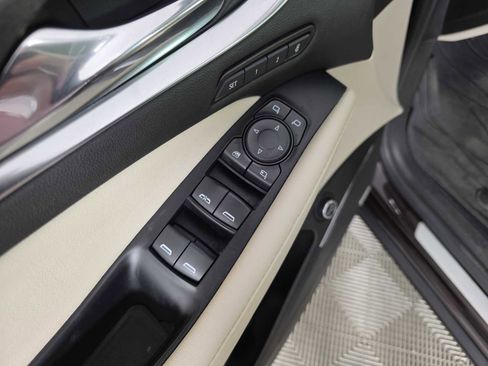 Used 2023 Buick Enclave Avenir w/ Avenir Technology Package image 30