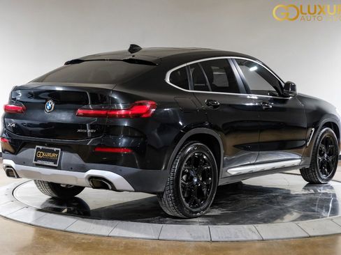 Used 2024 BMW X4 xDrive30i image 10