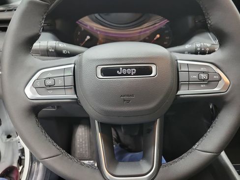 New 2026 Jeep Compass Latitude image 15