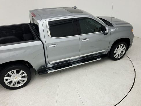 New 2026 Chevrolet Silverado 1500 High Country w/ High Country Premium Package AWD/4WD image 39