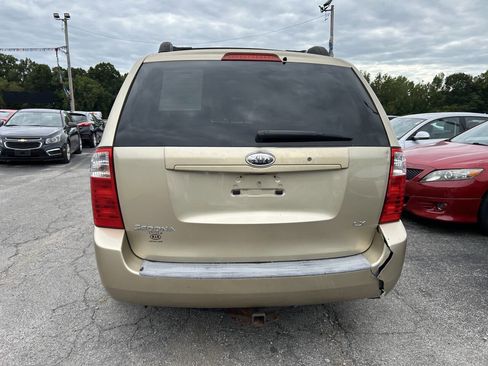 Used 2008 Kia Sedona LX image 5
