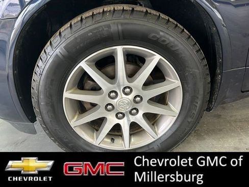 Used 2017 Buick Enclave Leather image 10