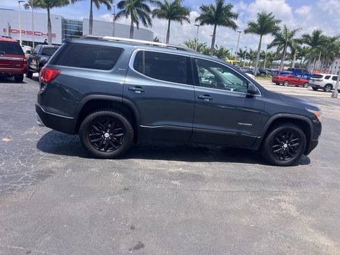 Used 2019 GMC Acadia SLT AWD/4WD image 2