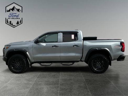 Used 2024 Chevrolet Colorado Trail Boss w/ Advanced Trailering Package AWD/4WD image 2