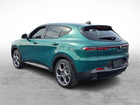 Used 2024 Alfa Romeo Tonale Veloce image 3