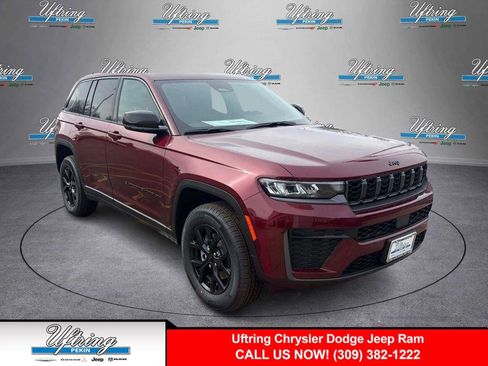 New 2026 Jeep Grand Cherokee Altitude AWD/4WD image 1