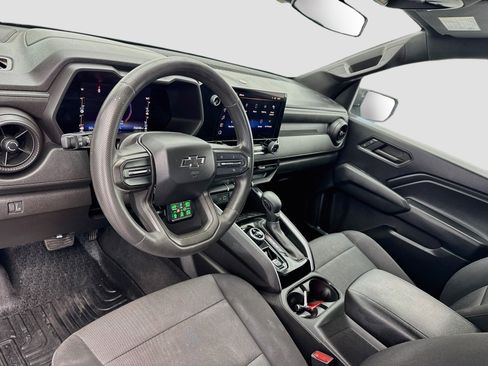 Used 2023 Chevrolet Colorado Trail Boss AWD/4WD image 7