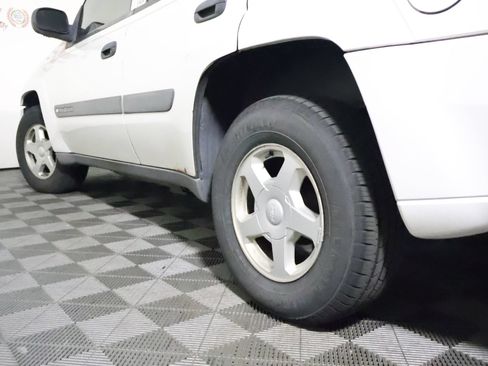 Used 2003 Chevrolet TrailBlazer LS w/ Preferred Equipment Group AWD/4WD image 11