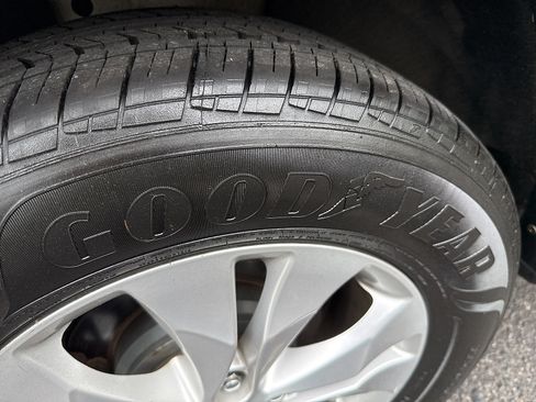 Used 2014 Honda CR-V EX-L image 19