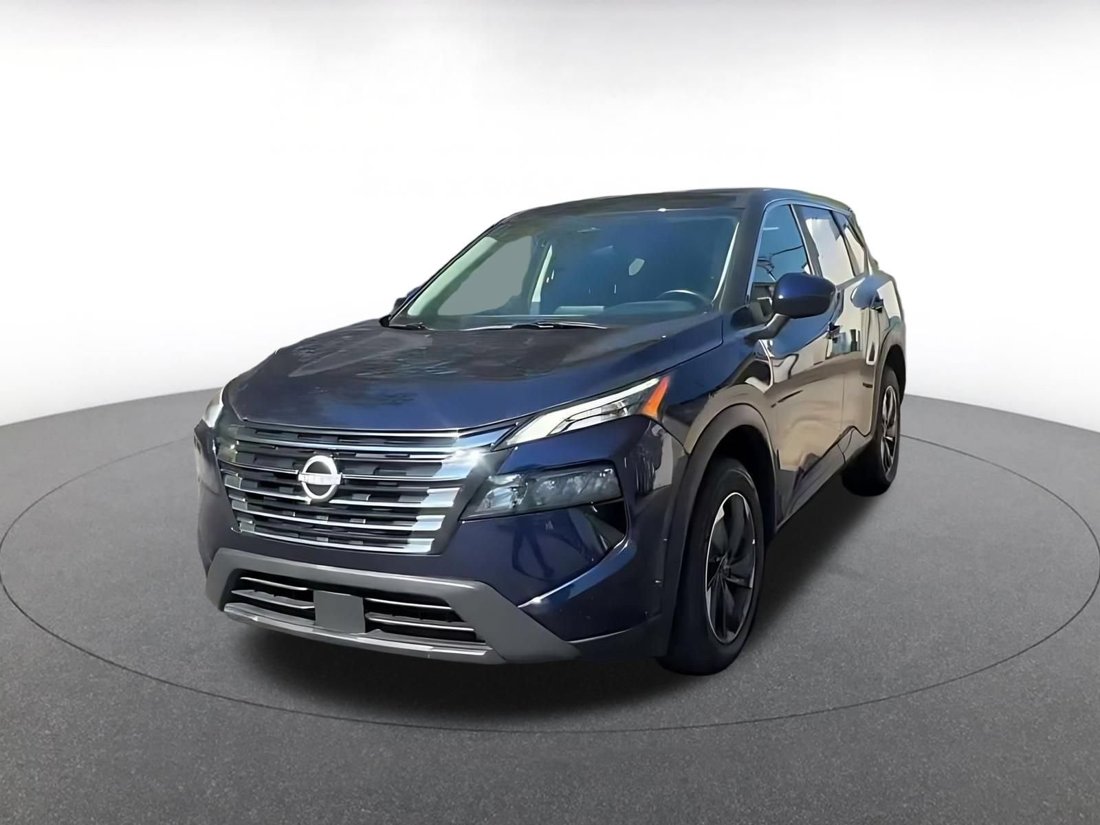 Used 2025 Nissan Rogue SV AWD/4WD image 14