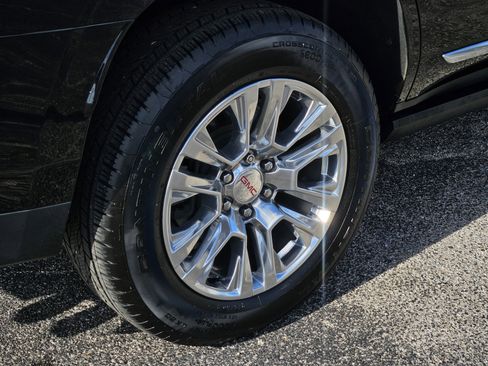 Used 2022 GMC Yukon Denali image 5