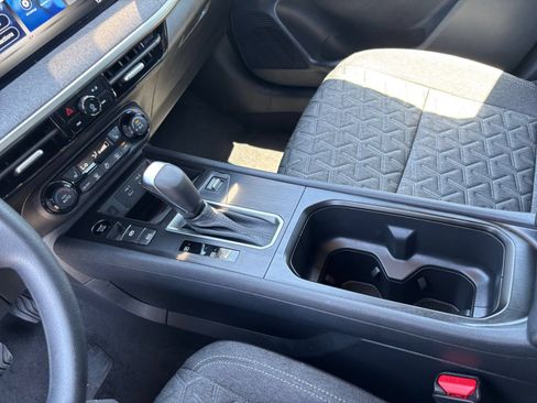 Used 2026 Nissan Kicks SV w/ Cold Weather Package FWD image 40