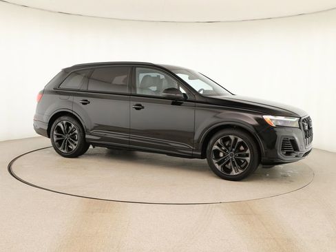 New 2026 Audi Q7 3.0T Premium Plus AWD/4WD image 9