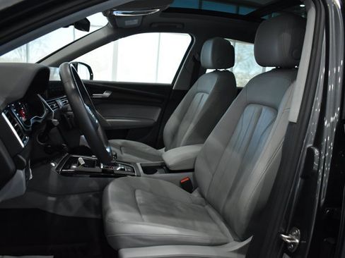 Used 2023 Audi Q5 2.0T Premium w/ Convenience Package image 25