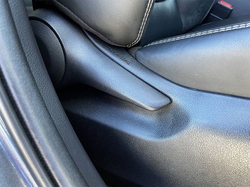 Used 2021 Toyota RAV4 XLE Premium image 26