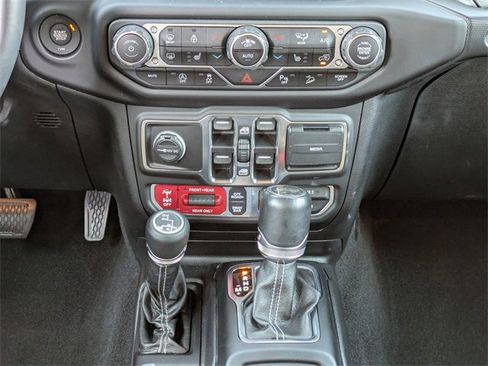 Used 2021 Jeep Wrangler Unlimited Rubicon image 45